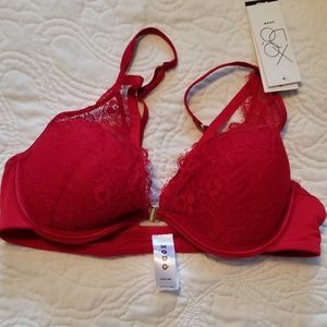 New red lace bra 34B